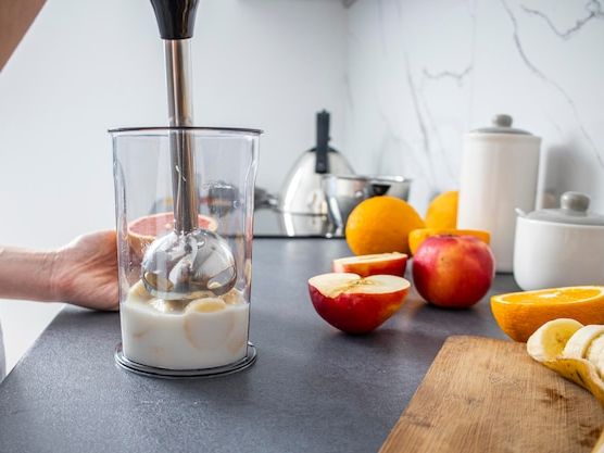 Porównanie blenderów i mikserów – który sprzęt wybrać do Twojej kuchni?