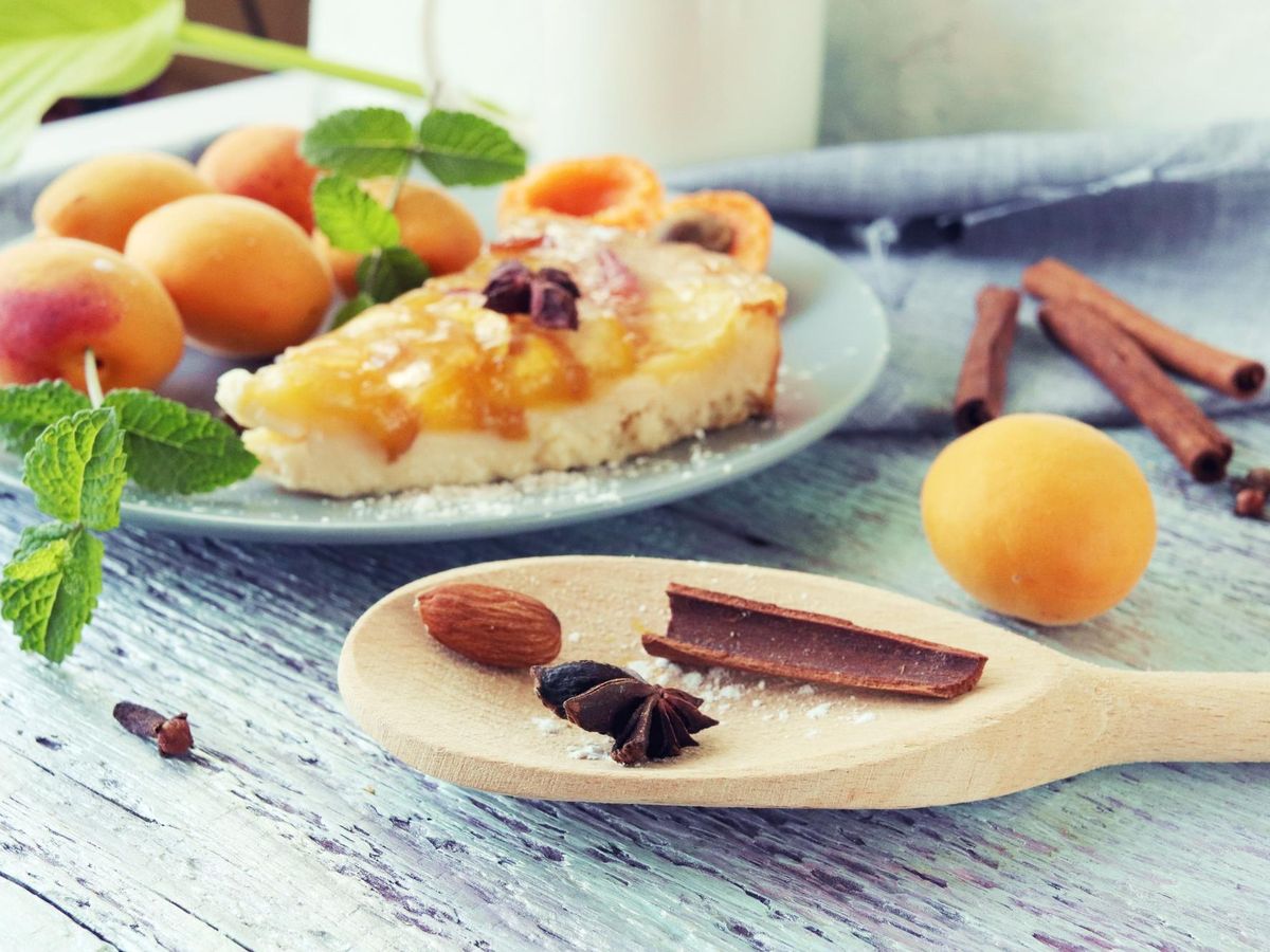 Najlepsze przepisy sezonowe na wiosnę i lato – świeżość, lekkość i smak natury